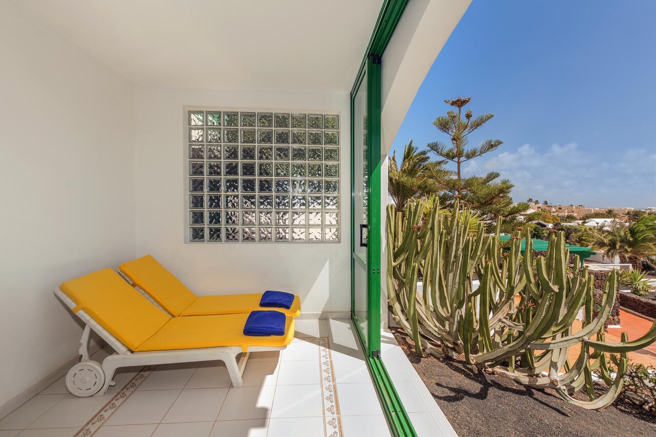 Conylanza Golf Y Mar Suites Costa Teguise Exterior photo